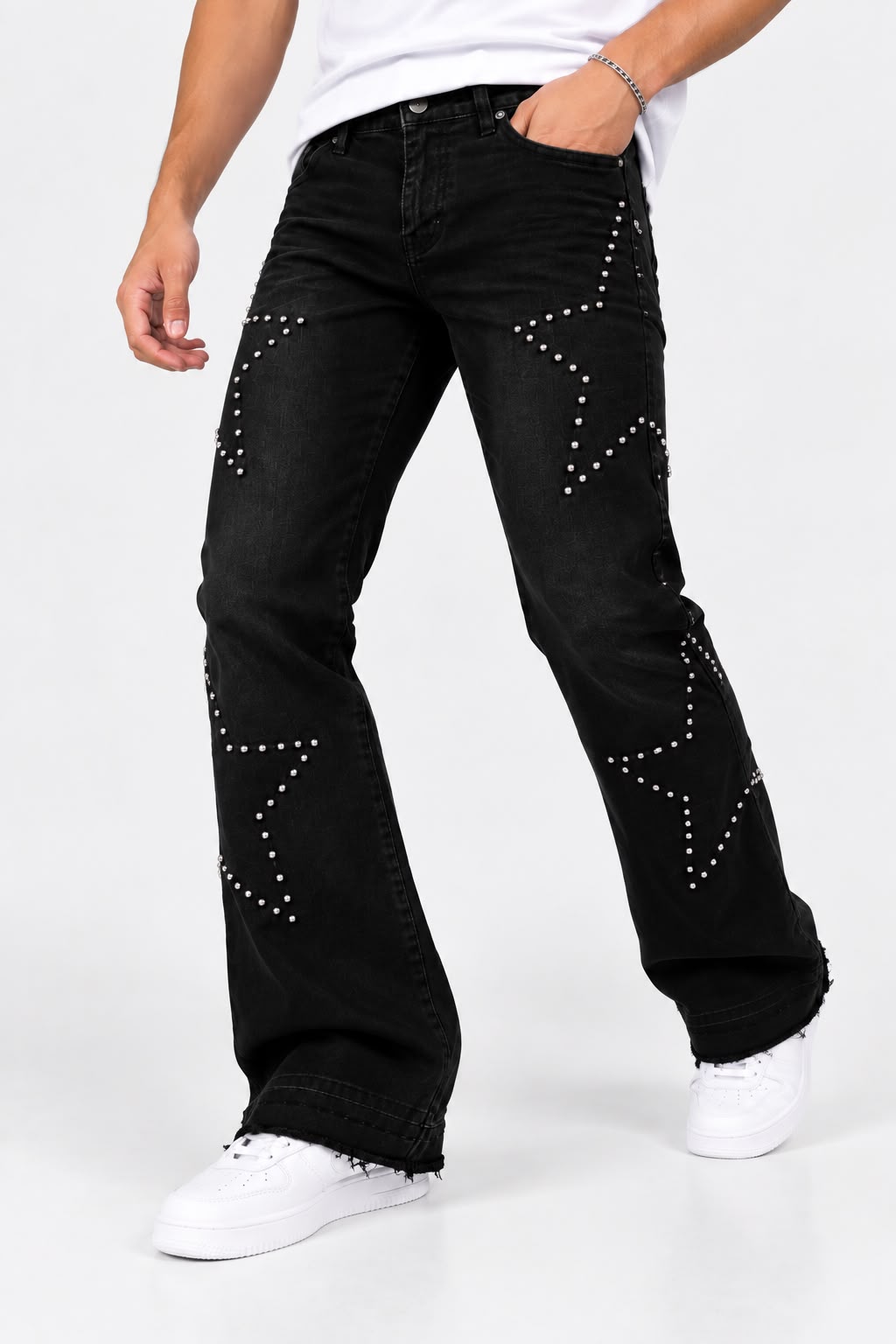 Jeans Wimea; Negro Wide Leg con Detalles de Estoperoles