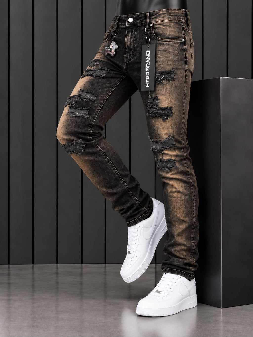 Pantalón Hygo Brand; Negro, Diseño Vintage Desgastado