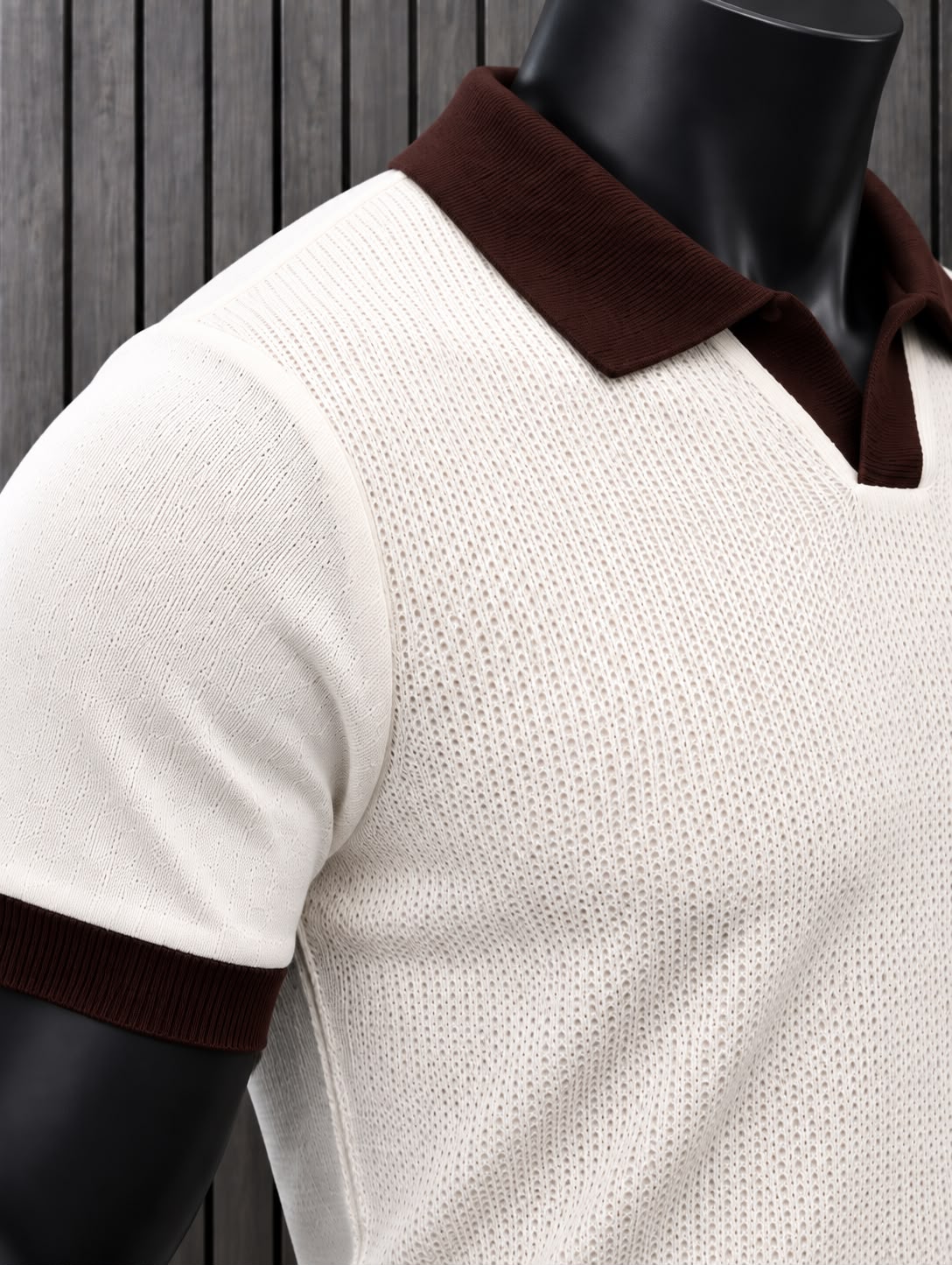Polo Tejido Hombre Redox Crema con Cuello Café
