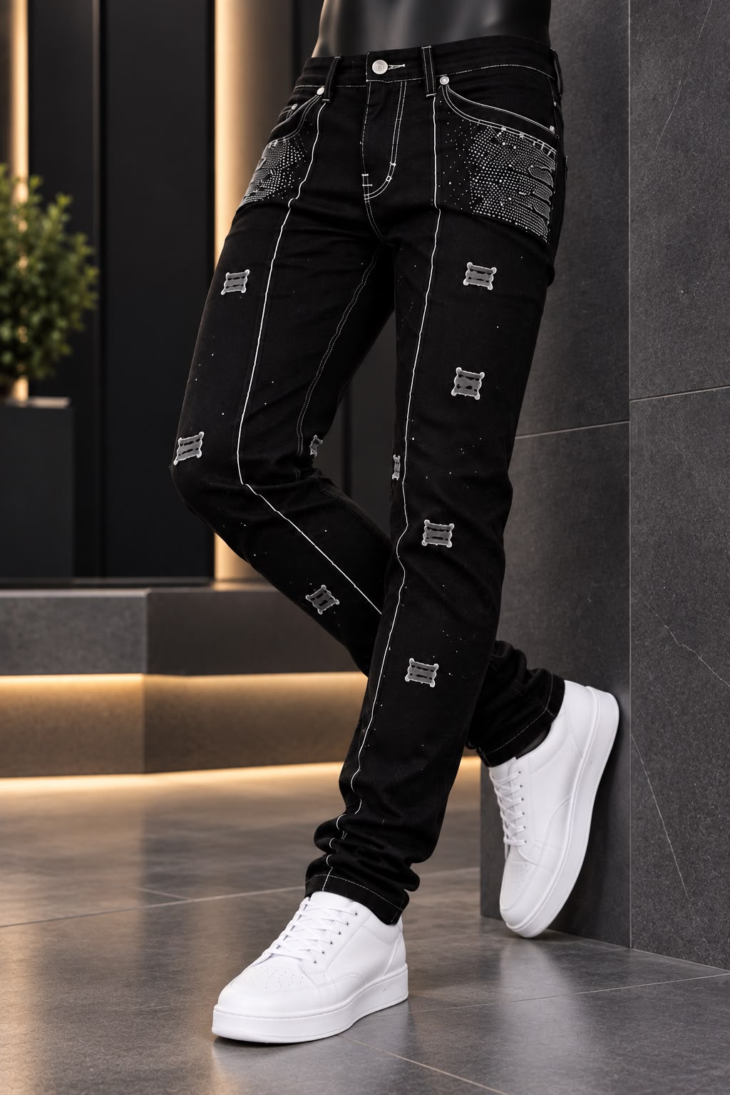 Pantalón JC URBAN Negro con Bolsillos y Detalles Decorativos