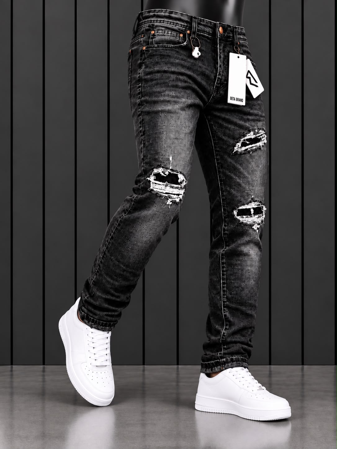 Jeans Beta Brand; Negro Skinny Distressed con Diseño Texturizado